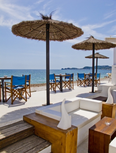 Fully licensed plot with spectacular sea views