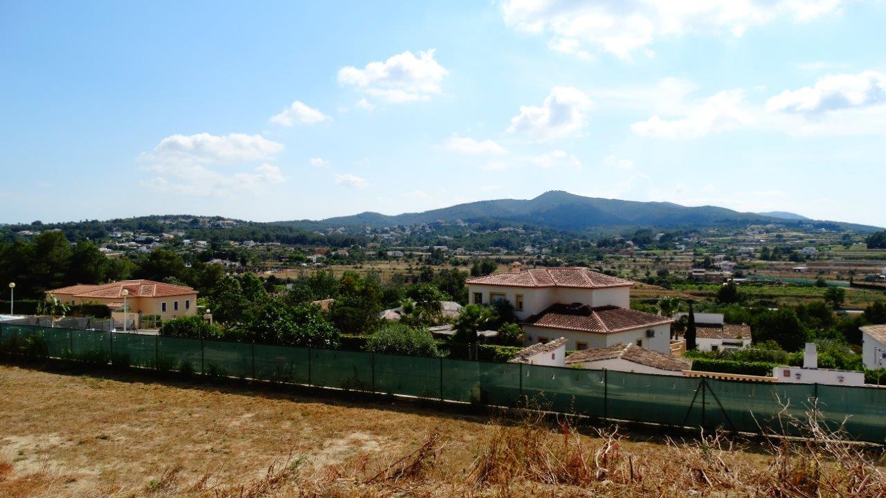 South west facing, flat plot with views for sale in Javea